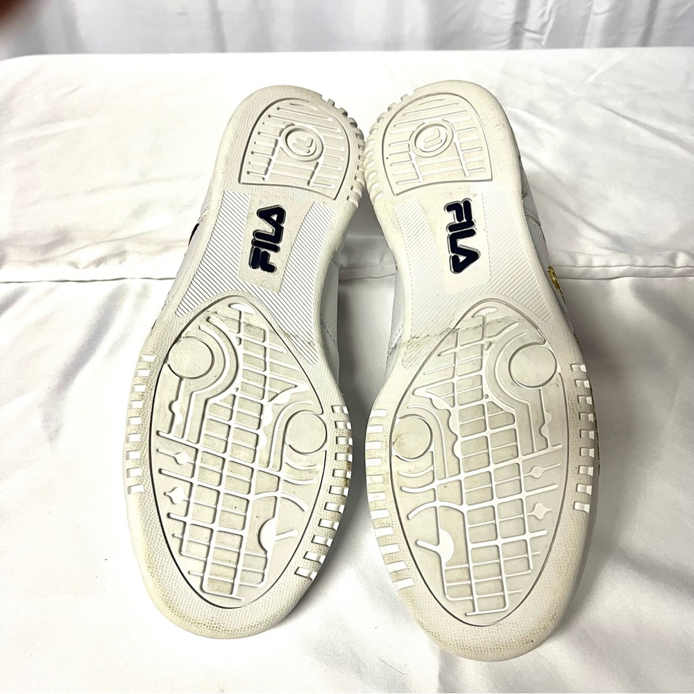 HOST PICK FILA Men’s Athletic Sneakers Tennis Shoes in Size 9 - Picture 4 of 7